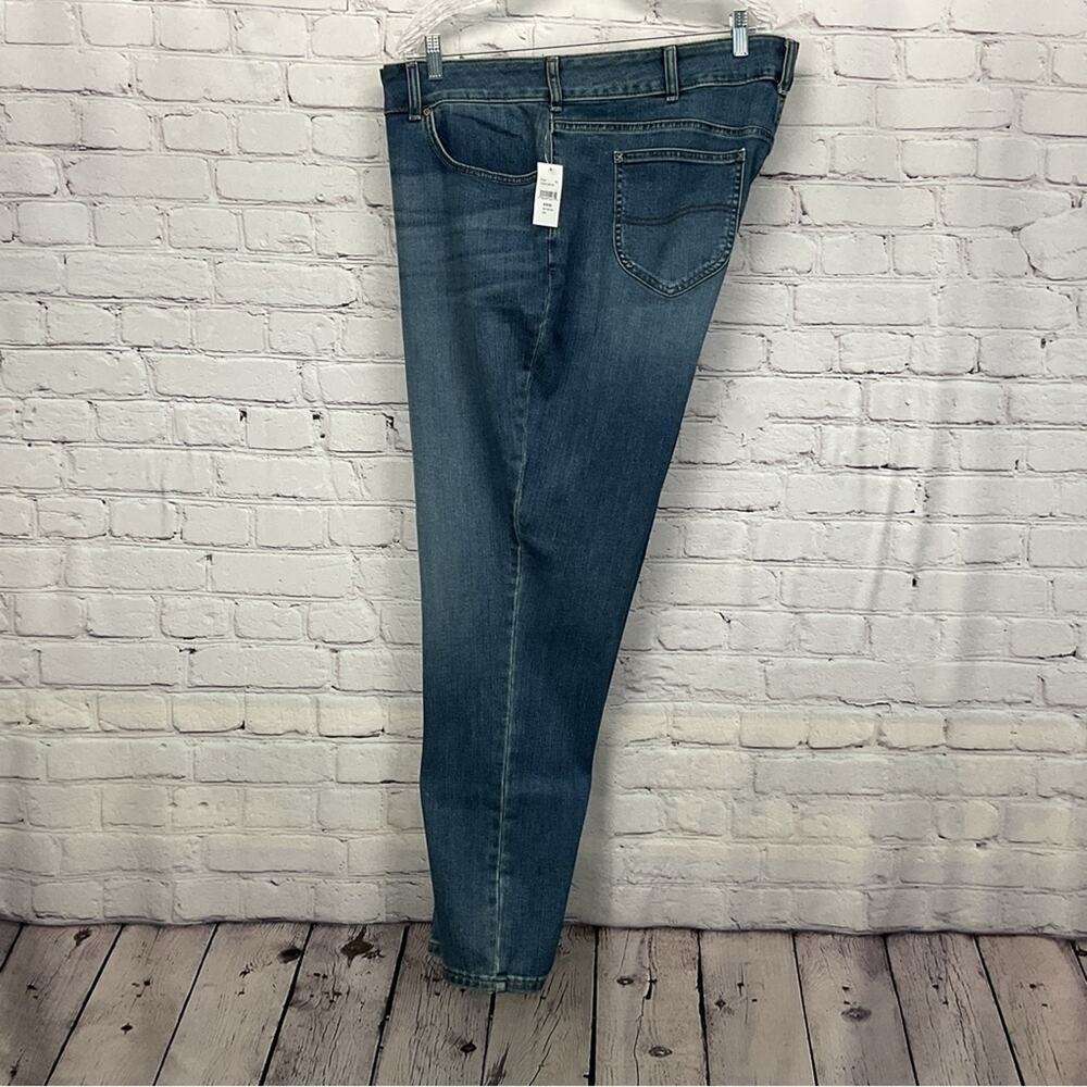 Lee Jeans Women's Size 22W Blue Straight Stretch 5 Pocket Casual Cowgirl Country